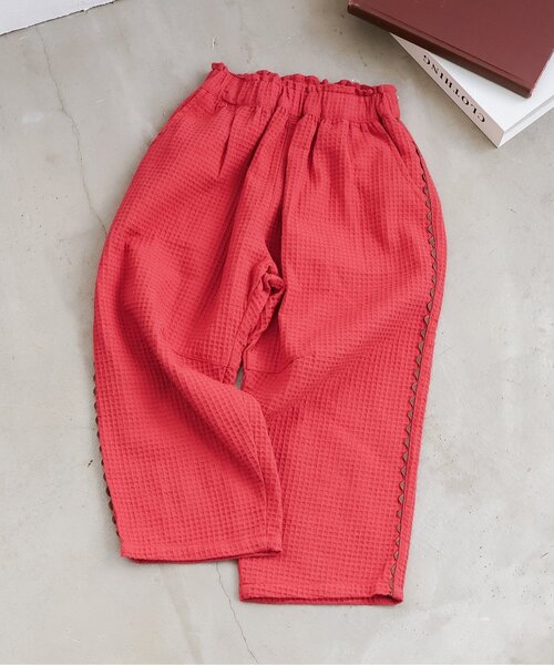 apres les cours（アプレレクール）の「ワッフルロングバレルパンツ_セットアップ可（その他パンツ・キッズ・レッド/チャコール・140/130/120/110/100/90）」の2枚目の写真