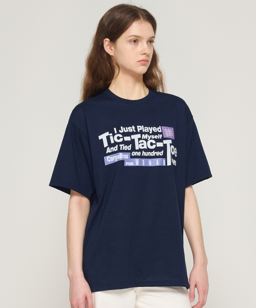CARGOBROS FOR WOMAN(カーゴブロスフォーウィメン)の「ティックタクトック プレイ 半袖Tシャツ (ネイビー)(Tシャツ/カットソー・レディース・その他・2XL/LARGE/MEDIUM/X-LARGE/SMALL)」の4枚目の写真