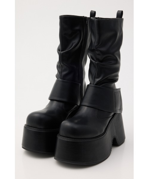 SLY(スライ)の「THICK BELT PLATFORM BOOTS シックベルトプラットフォームブーツ 秋服 冬服(ブーツ・レディース・ブラック/ブラウン・LARGE/MEDIUM/SMALL)」の4枚目の写真