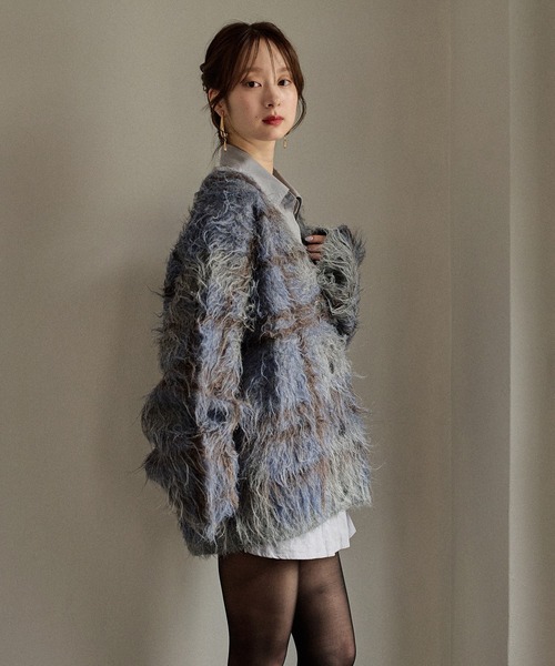 mideal(マイディール)の「design pattern shaggy cardigan / デザインパターンシャギーカーディガン(カーディガン/ボレロ・レディース・オレンジ/ブルー/ボルドー/グリーン・FREE)」の13枚目の写真