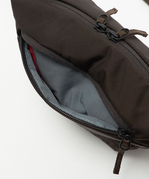 THE NORTH FACE(ザノースフェイス)の「【WEB限定】<THE NORTH FACE>カペラ 2(2L)(ショルダーバッグ・レディース・ブラック/ダークブラウン・FREE)」の16枚目の写真