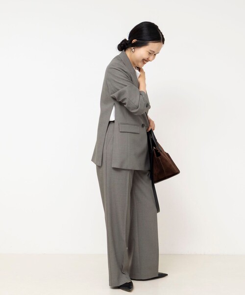 NOLLEY’S Sophi(ノーリーズソフィ)の「《セットアップ対応》ウォッシャブルドライシャークタックセミワイドパンツ(その他パンツ・レディース・ブラウン/グレー・34/36/38)」の7枚目の写真