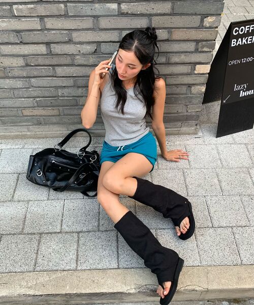 DIFFERSHOE（ディファーシュー）の「ノアール ロングブーツ 6.5CM [リネン ブラック]（ブーツ・レディース・ブラック・22cm/22.5cm/23cm/23.5cm/24cm/24.5cm/25cm）」の9枚目の写真