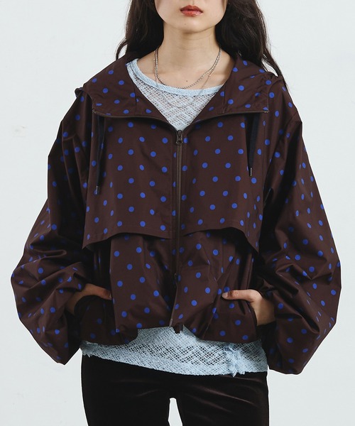 ROSE BUD(ローズバッド)の「POLKA DOT PUFF BLOUSON(ブルゾン・レディース・BROWN/Off White・ONE SIZE)」の2枚目の写真