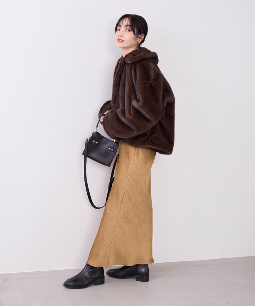 MICA&DEAL(マイカ&ディール)の「ミドルフレアバイアススカート〈2サイズ展開〉(スカート・レディース・チャコールグレー/キャメル/オフホワイト・36/38)」の21枚目の写真