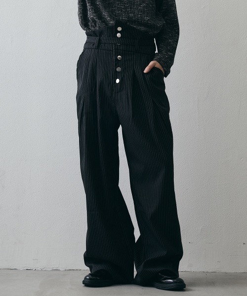 Shoowtime(ショウタイム)の「Layered High-Waisted Pinstripe Wide-Leg Slacks / レイヤードハイウエスト ピンストライプワイドスラックス(スラックス・メンズ・グレー/ブラック・X-LARGE/LARGE/MEDIUM)」の16枚目の写真