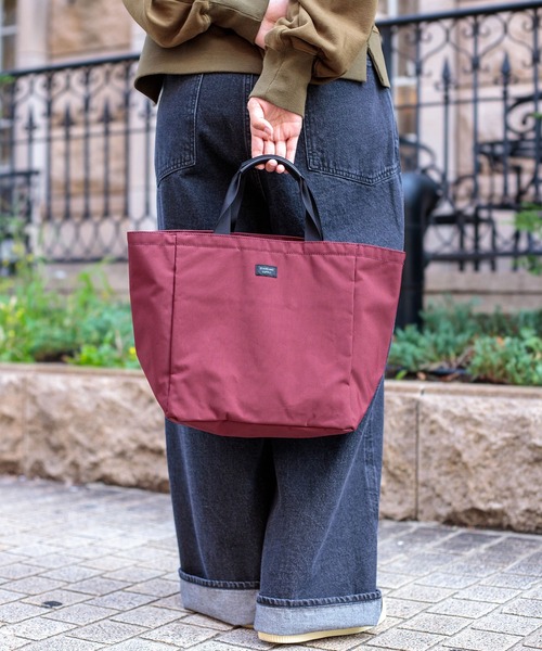 STANDARD SUPPLY（スタンダードサプライ）の「[ STANDARD SUPPLY ] SIMPLICITY B TOTE S / ビートートエス（トートバッグ・レディース・ボルドー・S）」の4枚目の写真