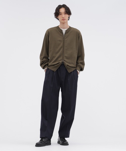 MARGARET HOWELL(マーガレットハウエル)の「MERINO COTTON LOOPBACK(カーディガン/ボレロ・メンズ・カーキ/チャコール・MEDIUM/LARGE)」の3枚目の写真