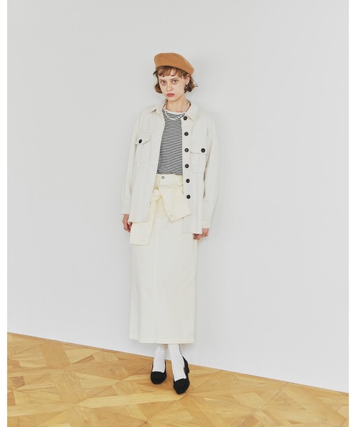 Emma Francis(エマフランシス)の「バックル付 3cmパンプス(パンプス・レディース・ネイビー/ブラック/ベージュ・23.5cm/23.0cm/22.5cm/22.0cm/25.0cm/24.5cm/24.0cm/25.5cm)」の21枚目の写真