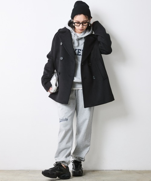 CHIC STYLE(シックスタイル)の「ウール混ピーコート<大きいサイズ有>シックスタイル(ダッフルコート・レディース・グレー/ブラック・L/5L/3L/4L/LL/M)」の4枚目の写真