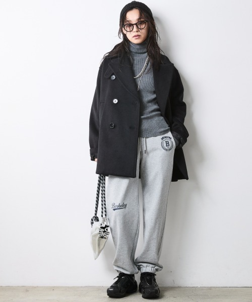 CHIC STYLE(シックスタイル)の「ウール混ピーコート<大きいサイズ有>シックスタイル(ダッフルコート・レディース・グレー/ブラック・L/5L/3L/4L/LL/M)」の10枚目の写真