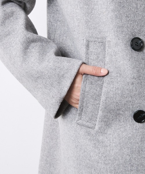 CHIC STYLE(シックスタイル)の「ウール混ピーコート<大きいサイズ有>シックスタイル(ダッフルコート・レディース・グレー/ブラック・L/5L/3L/4L/LL/M)」の20枚目の写真