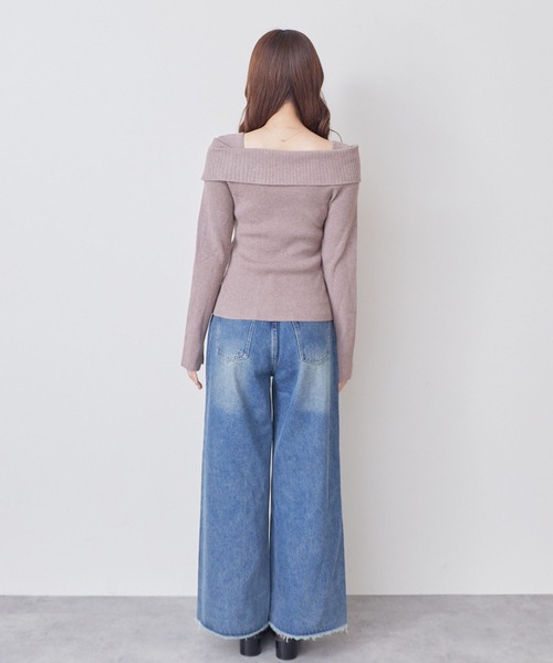 archives(アルシーヴ)の「【ONかわ】フロントボタンオーバーカラーオフショルニットPO(ニット/セーター・レディース・ブラック/ピンクベージュ/グレー/アイボリー・MEDIUM)」の15枚目の写真