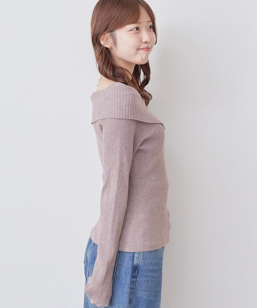 archives(アルシーヴ)の「【ONかわ】フロントボタンオーバーカラーオフショルニットPO(ニット/セーター・レディース・ブラック/ピンクベージュ/グレー/アイボリー・MEDIUM)」の20枚目の写真