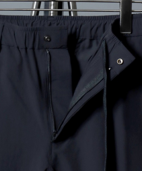 ANPAS(アンパス)の「FLEX360° One-Tuck Tapered Trousers / <セットアップ可>FLEX360° ワンタックテーパード ストレッチトラウザーイージーパンツ スラックス メンズ ボトムス ビジカジ ビジネス スーツ <S~LLサイズ>(スラックス・メンズ・ブラウン/ネイビー/ブラック・LL/L/M)」の8枚目の写真
