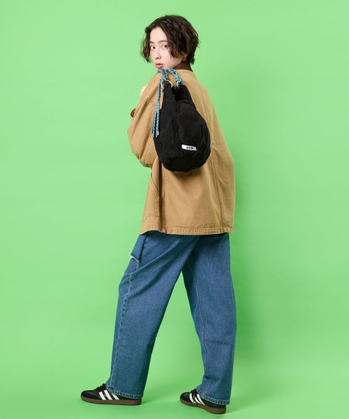 CONTROL FREAK / CTFK(コントロールフリーク)の「CONTROL FREAK / CTFK(コントロールフリーク)ムートンボールバッグ(ショルダーバッグ・レディース・ブラック/アイボリー/オレンジ/サックスブルー・FREE)」の17枚目の写真