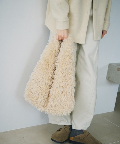 full/fill.(フルフィル)の「one handle fur bag / ワンハンドルファーバッグ(ハンドバッグ・レディース・ブラウン/アイボリー・FREE)」の1枚目の写真