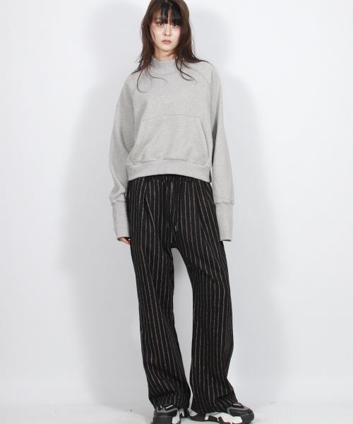 DEMARC(ドゥマーク)の「ヴィンテージストライプ ストレートフィット セミワイドパンツ ブラック(スラックス・レディース・その他・MEDIUM/LARGE)」の7枚目の写真