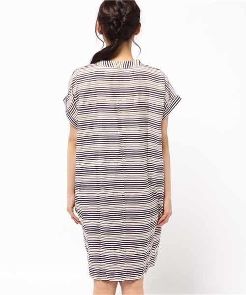 LBC(エルビーシー)の「リネンコットン変形ボーダーワンピース (ワンピース・レディース・ネイビー/オフホワイト/ダークブルー・LARGE/MEDIUM)」の6枚目の写真