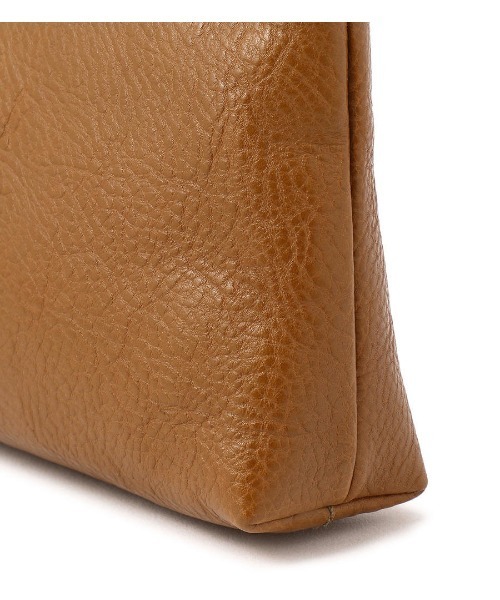 IL BISONTE(イルビゾンテ)の「ILBISONTE / ORIGINAL LEATHER / SHOULDER BAG(ショルダーバッグ・レディース・ライトブラウン/ナチュラル/オレンジ/グリーン/レンガ/ダークブラウン/ブラック/グレー/ネイビー/レッド/オリーブ・FREE)」の18枚目の写真