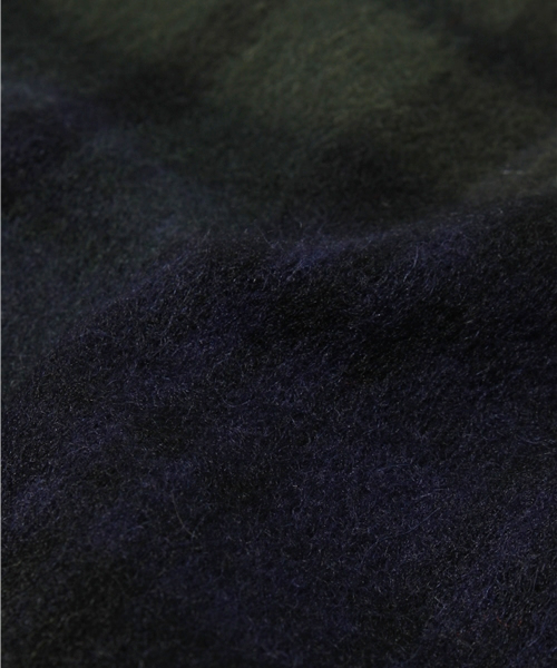 coen（コーエン）の「ウールチェック2WAYストール（ストール/ショール・レディース・レッド/ケリー/ダークグリーン/ネイビー・フリー）」の7枚目の写真