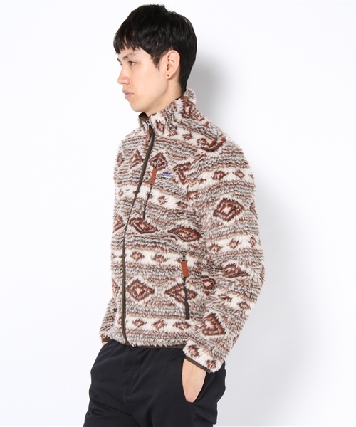 BEAMS(ビームス)の「□Patagonia / Classic Retro-X Cardigan(カーディガン/ボレロ・メンズ・ダークブラウン・X-SMALL/MEDIUM)」の2枚目の写真