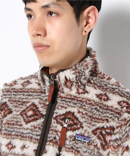 BEAMS(ビームス)の「□Patagonia / Classic Retro-X Cardigan(カーディガン/ボレロ・メンズ・ダークブラウン・X-SMALL/MEDIUM)」の5枚目の写真