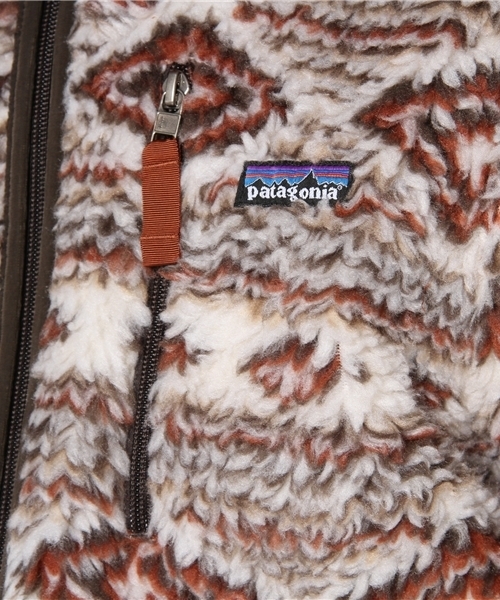 BEAMS(ビームス)の「□Patagonia / Classic Retro-X Cardigan(カーディガン/ボレロ・メンズ・ダークブラウン・X-SMALL/MEDIUM)」の7枚目の写真