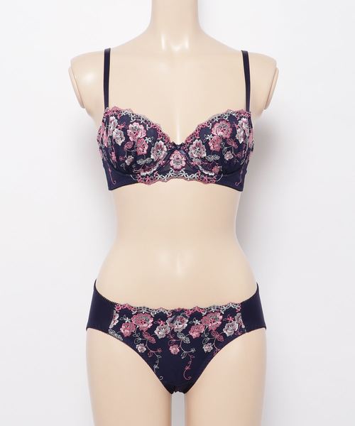 CECILENE�i�Z�V���[�k�j�́uhappy price �u��&�V���[�c�i�u��&�V���[�c�j�v�b�l�C�r�[