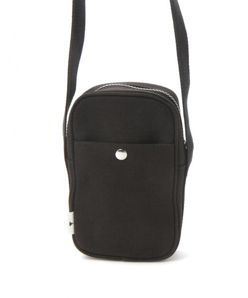 niko and...（ニコアンド）の「オリジナルニコロゴポーチバッグ（ショルダーバッグ・レディース・ホワイト/ブラック/ピンク/ブルー・0）」の20枚目の写真