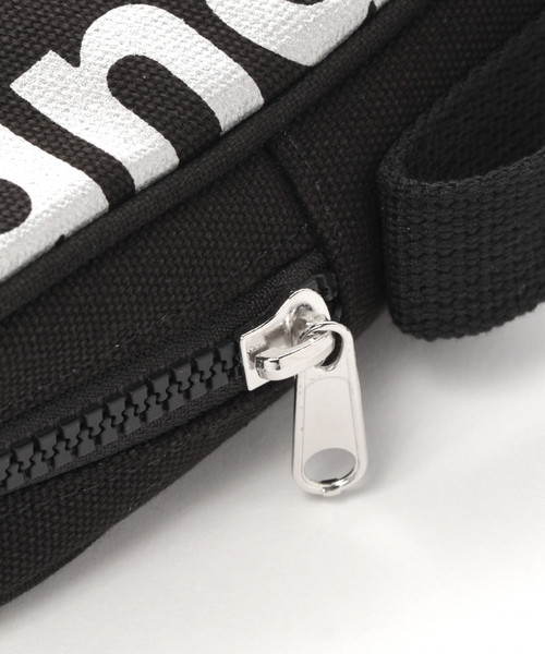 niko and...（ニコアンド）の「オリジナルニコロゴポーチバッグ（ショルダーバッグ・レディース・ホワイト/ブラック/ピンク/ブルー・0）」の16枚目の写真