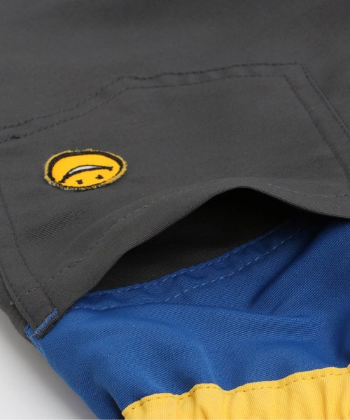 BREEZE（ブリーズ）の「カラー切替えトランクス水着（水着・キッズ・ブラック/ブルー・100/90/80/130/120/110/140）」の4枚目の写真