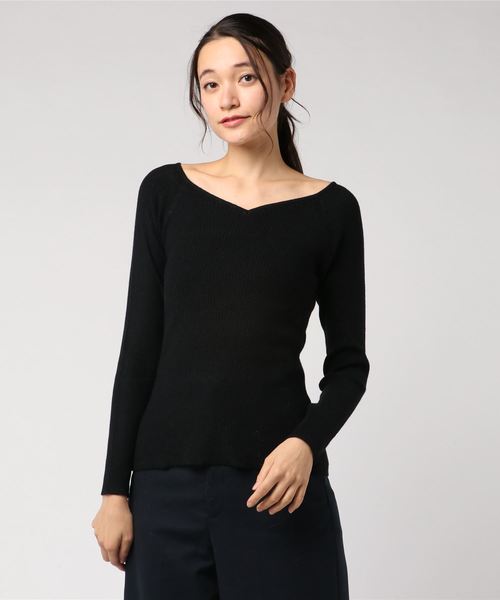 one way（ワンウェイ）の「ハートネックリブニット（ニット/セーター・レディース・ホワイト/ブラック/ボルドー/ブラック系その他/ライトピンク・M）」の3枚目の写真