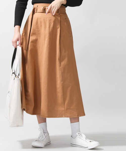 WEGO(ウィゴー)の「WEGO/コントラストステッチツイルフレアスカート(スカート・レディース・ブラック/ベージュ・FREE)」の2枚目の写真