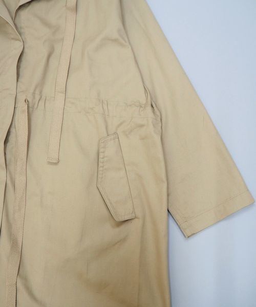 tiptop（ティップトップ）の「ウエスト紐付フードコート（その他アウター・レディース・ブラック/ベージュ/ブラウン/カーキ/グレイッシュベージュ・FREE）」の7枚目の写真