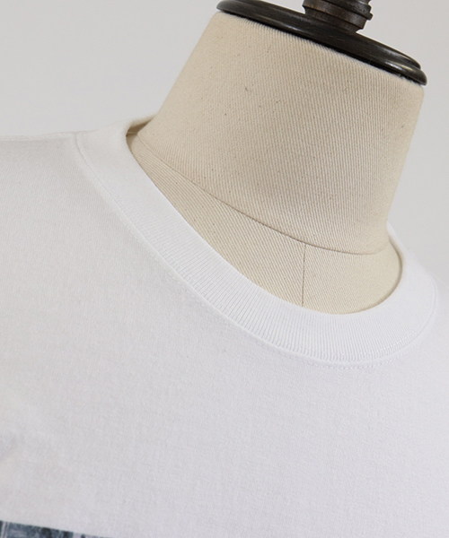 Jih Nunc（ジーヌンク）の「mlt2475-ロングスリーブプリントTシャツ -ENJOY THE WORLD-（Tシャツ/カットソー・メンズ・ホワイト/ブラック・M/L）」の11枚目の写真