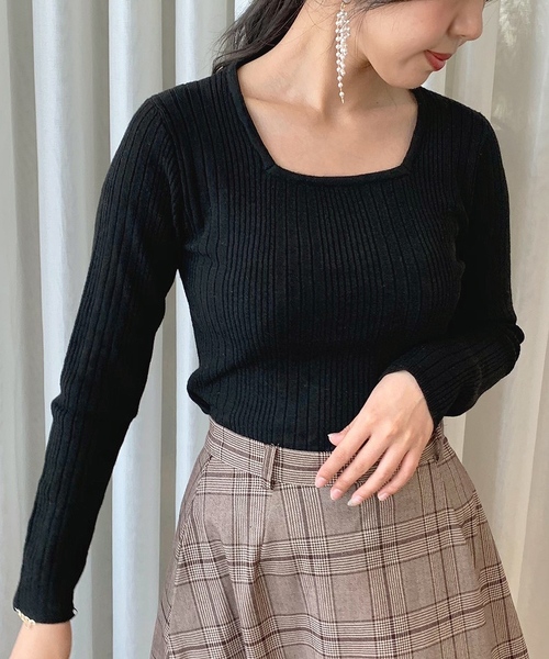 apres jour mignon(アプレジュールミニョン)の「スクエアネックランダムリブニット【ZOZOTOWN限定アイテム】(ニット/セーター・レディース・ブラック/ベージュ/アイボリー/オレンジ系その他・フリー)」の11枚目の写真