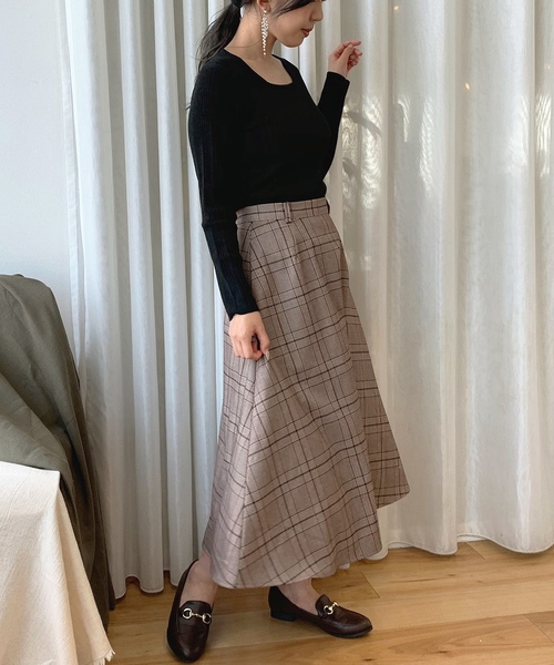 apres jour mignon(アプレジュールミニョン)の「スクエアネックランダムリブニット【ZOZOTOWN限定アイテム】(ニット/セーター・レディース・ブラック/ベージュ/アイボリー/オレンジ系その他・フリー)」の17枚目の写真