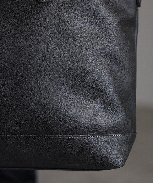 GUSCIO UOMO（グッシオ ウォーモ）の「【グッシオ ウォーモ】PUレザー　２WAYシンプルトートバッグ（ビジネスバッグ・メンズ・ブラック/ネイビー/ブラウン/グレー・FREE）」の20枚目の写真