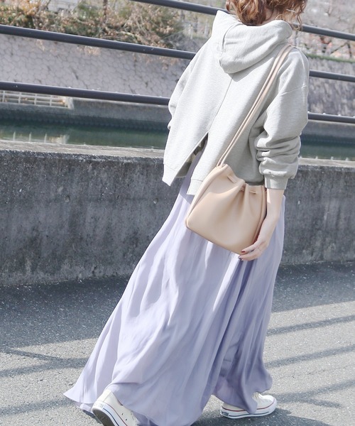 reca（レカ）の「バックスリットパーカー（パーカー・レディース・ブラック/オートミール/杢グレー/ブルー系その他/ラベンダー・M）」の3枚目の写真