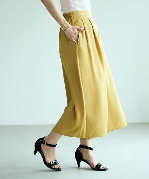 earth music&ecology（アースミュージックアンドエコロジー）の「タックフレアスカーチョ ＊（その他パンツ・レディース・ネイビー/イエロー/キャメル/ドット/ブルーグリーン/ブラック系その他5・FREE）」の5枚目の写真