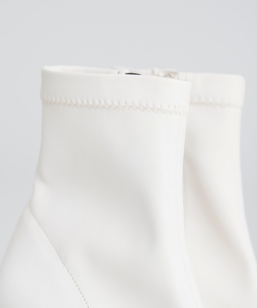 prose verse（プロズヴェール）の「スクエアトゥストレッチショートブーツ（ブーツ・レディース・ブラック/ブラック系その他/アイボリー/モカ・SMALL/MEDIUM/LARGE/X-LARGE）」の7枚目の写真