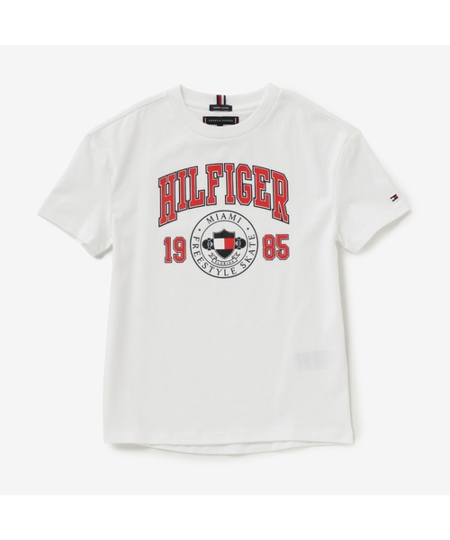 TOMMY HILFIGER（トミーヒルフィガー）の「BOYS アートワークロゴＴシャツ（Tシャツ/カットソー・キッズ・ホワイト/グリーン/ネイビー・80ｃｍ/110cm/100cm/120cm/90cm）」の2枚目の写真