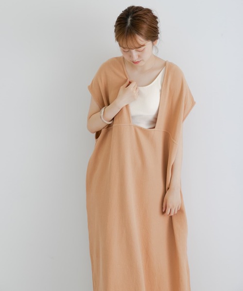 LAATO（ラート）の「FULFFY BIG ONE-PIECE（ワンピース・レディース・オフホワイト/オレンジ・FREE）」の4枚目の写真