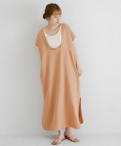 LAATO（ラート）の「FULFFY BIG ONE-PIECE（ワンピース・レディース・オフホワイト/オレンジ・FREE）」の6枚目の写真