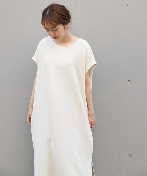 LAATO（ラート）の「FULFFY BIG ONE-PIECE（ワンピース・レディース・オフホワイト/オレンジ・FREE）」の18枚目の写真