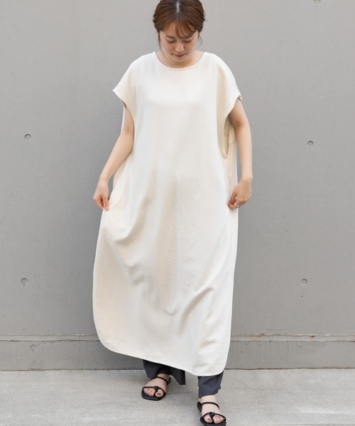 LAATO（ラート）の「FULFFY BIG ONE-PIECE（ワンピース・レディース・オフホワイト/オレンジ・FREE）」の22枚目の写真