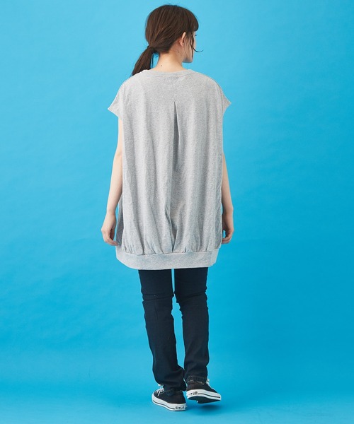 CUBE SUGAR(キューブシュガー)の「WEB限定汗染み防止コクーンバックタックプルオーバー(Tシャツ/カットソー・レディース・ブラック/オレンジ/トップグレー/ブルー・M)」の5枚目の写真