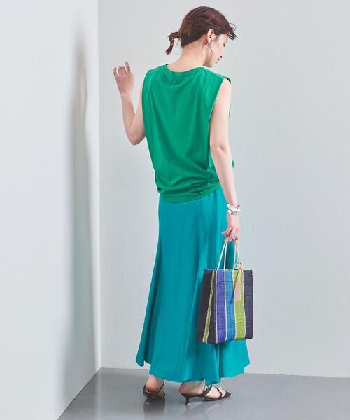 UNITED ARROWS(ユナイテッドアローズ)の「UWCC タック ノースリーブ カットソー◆(Tシャツ/カットソー・レディース・ライトグレー/ダークグレー/ケリー・FREE)」の14枚目の写真