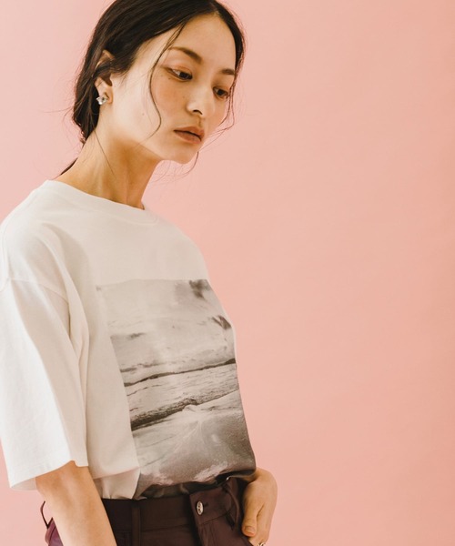 SENSE OF PLACE by URBAN RESEARCH（センスオブプレイスバイアーバンリサーチ）の「naturaglace×SENSE OF PLACE　『別注』ナチュラグラッセプリントTシャツ（Tシャツ/カットソー・レディース・ライトベージュ/オフホワイト・ONE）」の6枚目の写真